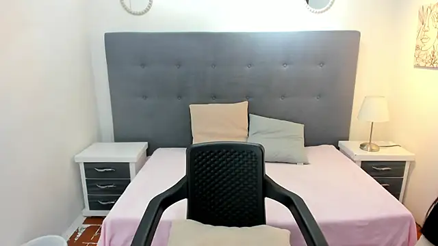 chaneelstark online show from November 29, 4:27 am