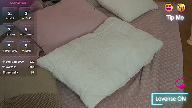 adisson fox online show from October 6, 7:03 am