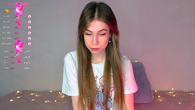 Snapshot of baby_girl_0001 chatting on October 22, 3:33 am baby girl 0001 online show from October 22, 3:33 am
