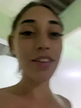 loirinhaaa online show from October 28, 11:31 pm