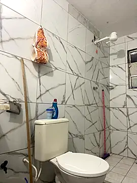 loirinhaaa online show from November 17, 10:43 pm