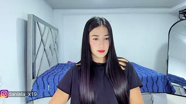 Daniela x19 online show from February 18, 12:32 am