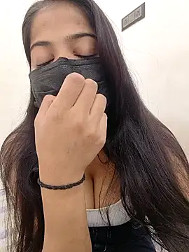 Rihana 01 online show from November 20, 11:11 am