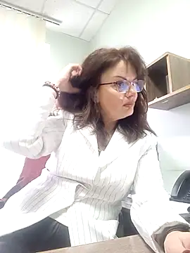 ValeriaLove43211 online show from December 2, 12:29 pm