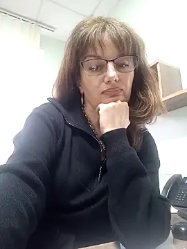 ValeriaLove43211 online show from November 3, 1:15 pm