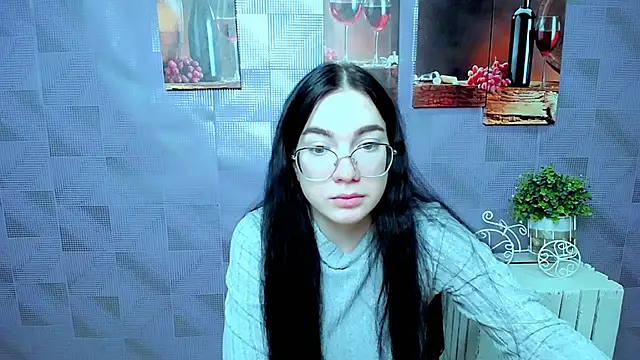 Snapshot of MiraBabe_ chatting on October 21, 7:45 am MiraBabe  online show from October 21, 7:45 am