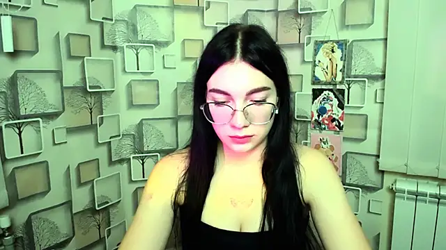 Snapshot of MiraBabe_ chatting on October 15, 7:22 am MiraBabe  online show from October 15, 7:22 am