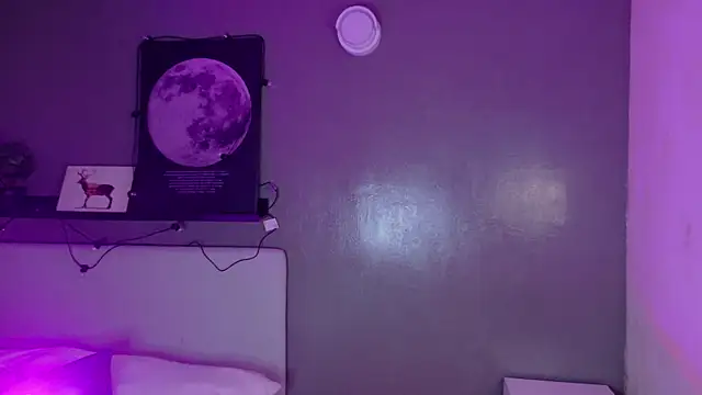 KeendraFox  online show from December 18, 11:26 am