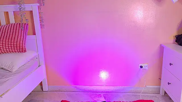 KeendraFox  online show from February 17, 11:42 am