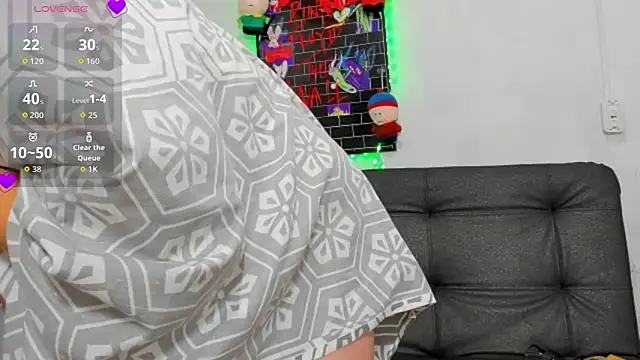 Cherrysweetyx online show from October 31, 1:26 pm