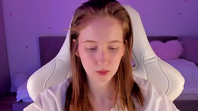 CrystalSoul  online show from November 14, 12:10 am