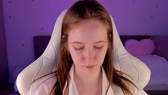 CrystalSoul  online show from November 17, 12:06 pm