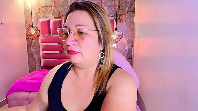 MaylinRosse  online show from February 17, 7:13 pm