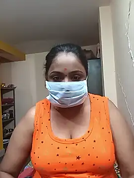 queendivya online show from January 18, 7:15 am