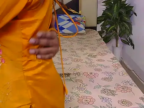 Lovelyy-couple online show from November 11, 4:48 pm