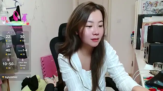 sallycui online show from October 24, 12:01 pm