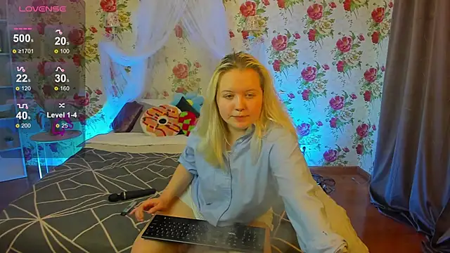 RoseThomas  online show from November 20, 7:31 am