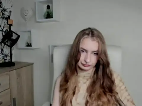 NinaBlond1 online show from October 1, 6:18 am