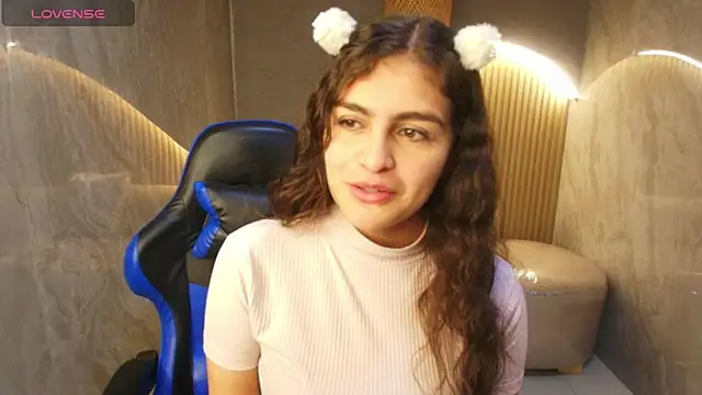 dany r  online show from October 6, 1:17 pm