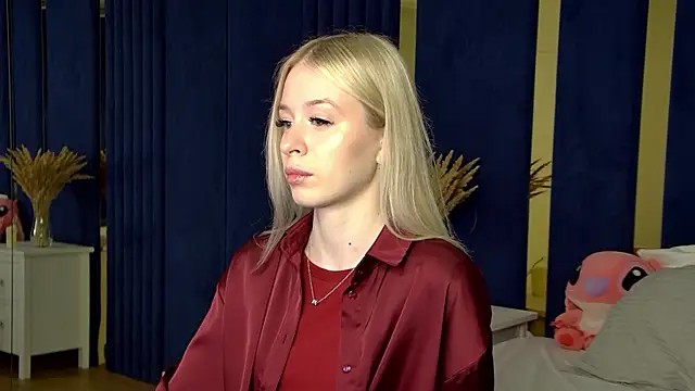 MiaGraces online show from November 11, 6:05 pm