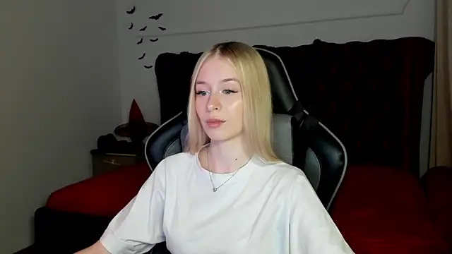 MiaGraces online show from November 3, 5:17 pm