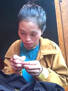 Halyy xx online show from September 30, 7:14 am