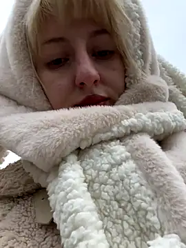 RonnieKiss online show from November 5, 7:02 am