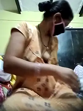 Cute-Charvii online show from March 3, 2:17 am