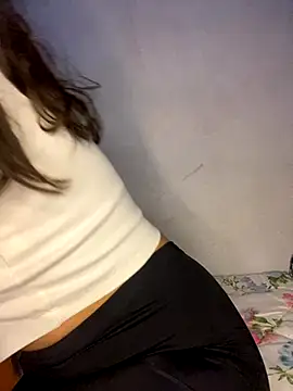 Snapshot of MayaarTop chatting on October 12, 3:47 pm MayaarTop online show from October 12, 3:47 pm