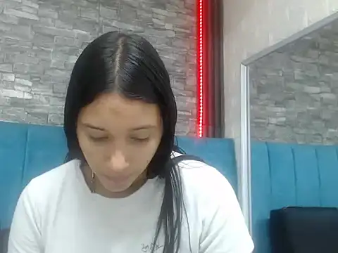 Lil Rose2006 online show from October 10, 1:05 pm