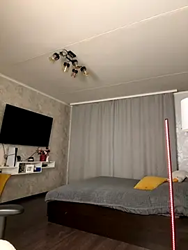 Mally Say online show from October 16, 9:39 pm