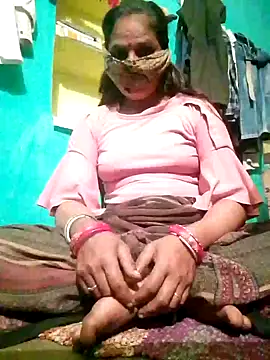 Snapshot of Divya_singh_ chatting on October 13, 4:09 pm Divya singh  online show from October 13, 4:09 pm