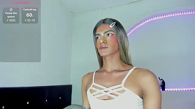 isadora mansini online show from September 26, 11:41 am