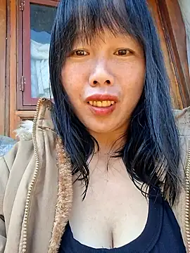 helenzz online show from November 23, 3:31 am