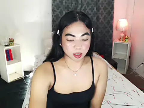 Delight Ivory online show from February 6, 2:20 pm