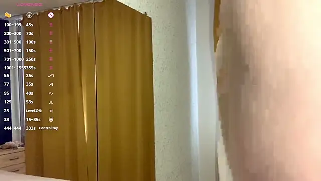 KrystinFunches online show from October 12, 9:33 am