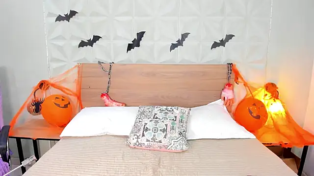 ValeryTrans  online show from October 25, 1:41 pm