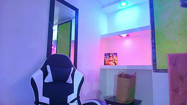 lala clark online show from September 29, 12:54 pm