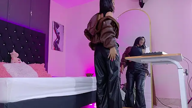 Kataaleya  12 online show from January 12, 12:32 pm