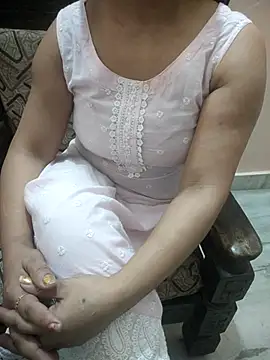 Fashion Queen online show from September 23, 7:28 am