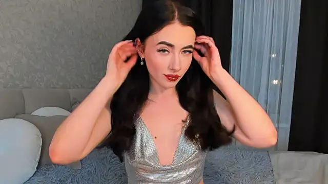 Snapshot of Milla_Moore chatting on October 7, 3:27 pm Milla Moore online show from October 7, 3:27 pm