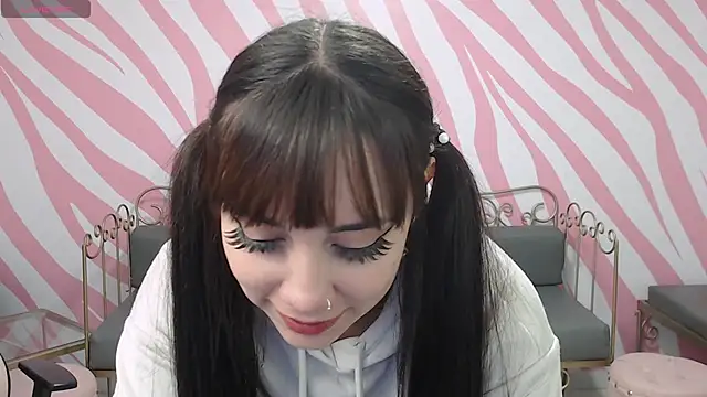 saabrina  online show from November 7, 2:22 pm