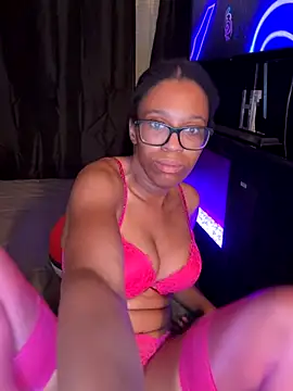 YeahhhitsBreezy online show from December 20, 2:04 am