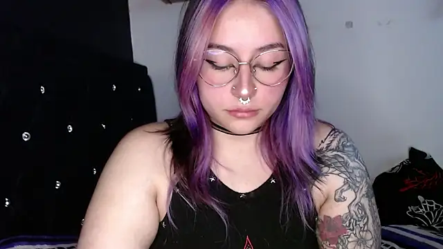 Iluromi online show from November 17, 2:23 am