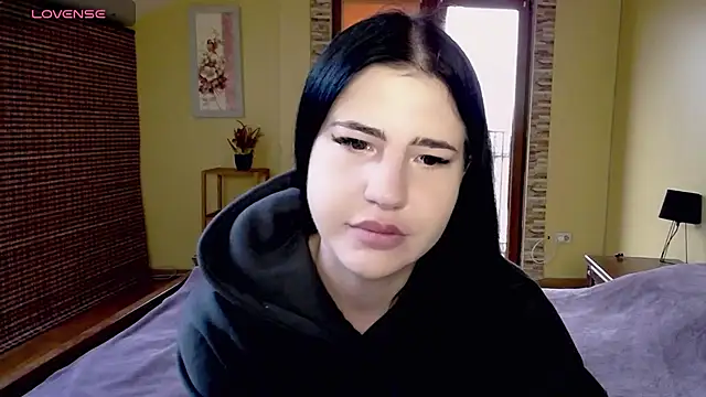 Malibu J online show from October 10, 1:27 pm