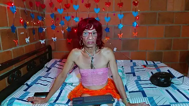 lorenacapelli online show from November 1, 12:26 am