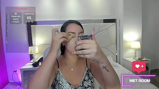 Natasha Kiim  online show from February 5, 4:04 am