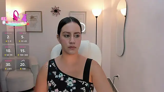 Natasha Kiim  online show from November 5, 3:34 am