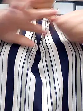 Kimkhaepretty online show from November 24, 5:42 am