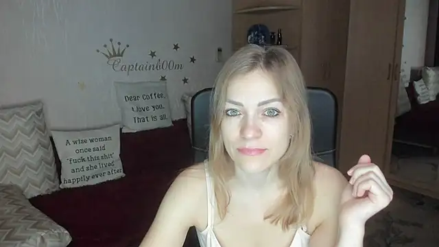 Tiffany Bates online show from October 16, 3:42 am